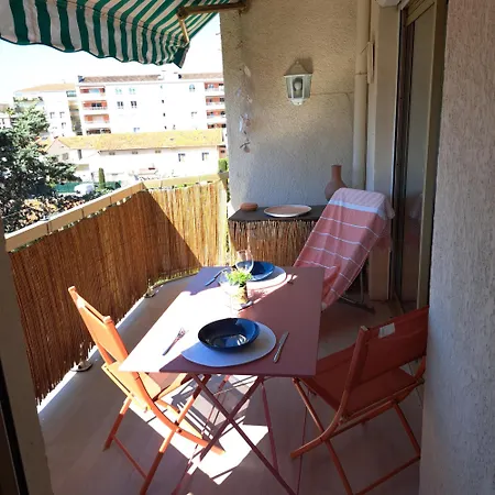 Le Palais Royal Apartment Saint-Raphael  Exterior photo