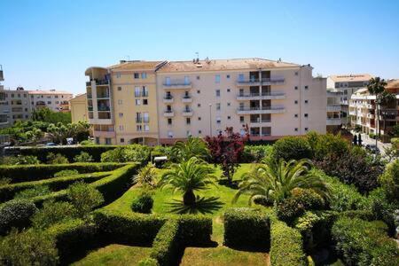 Le Palais Royal Saint-Raphael (Var)